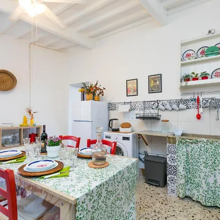 Apartmán Francesco's Pretty House By Interhome *